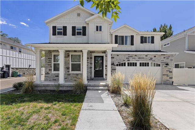 Sandy House: 414 E 8800 S