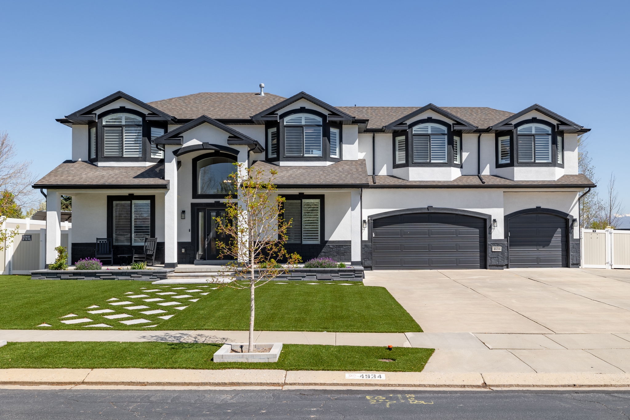 West Jordan House: 4634 W Baldy Dr