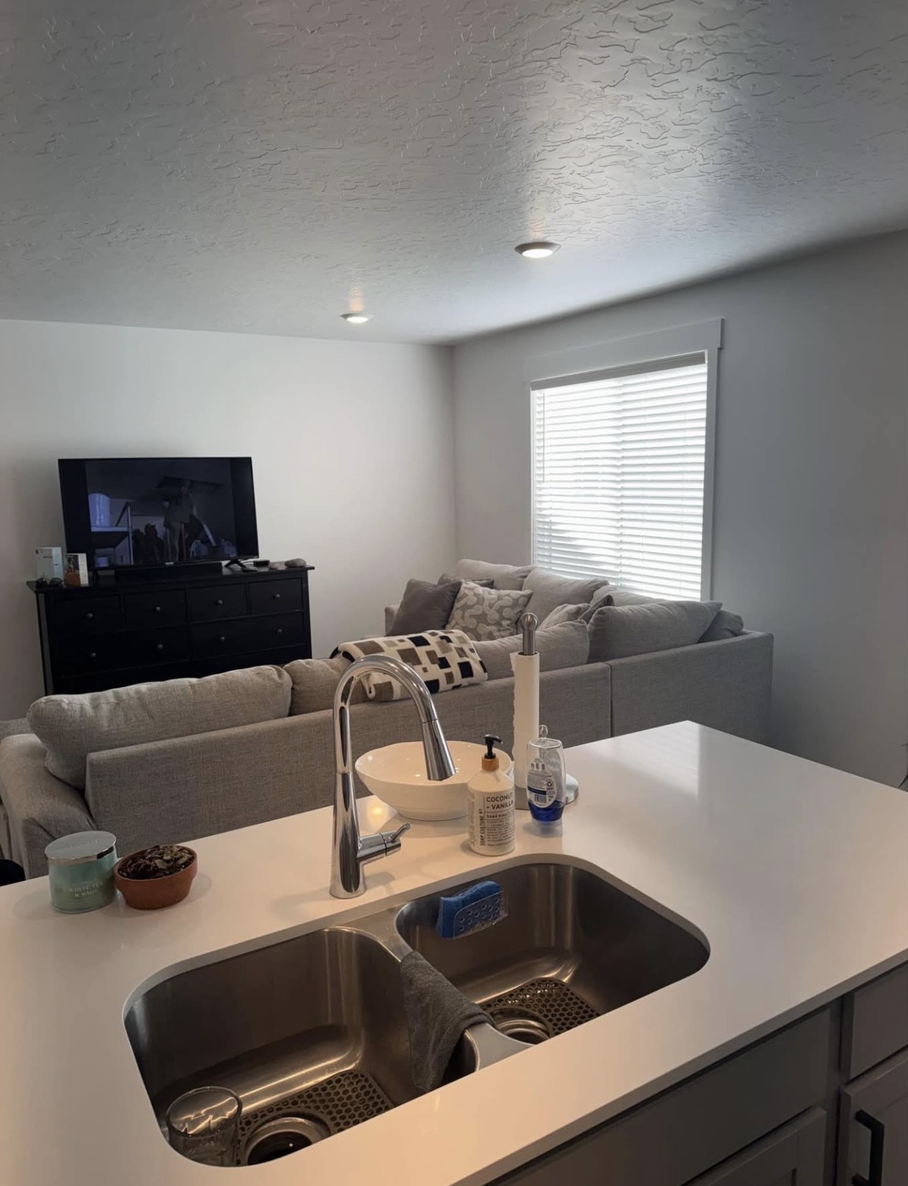 Saratoga Springs Single Room: 951 E Parley Dr