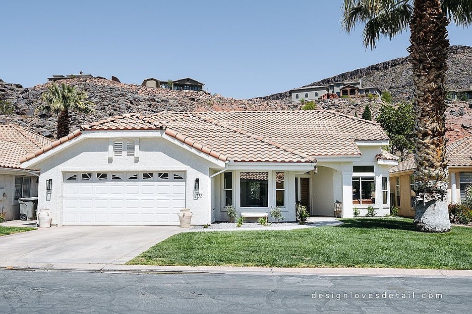 Saint George House: 1165 W Indian Hills Dr