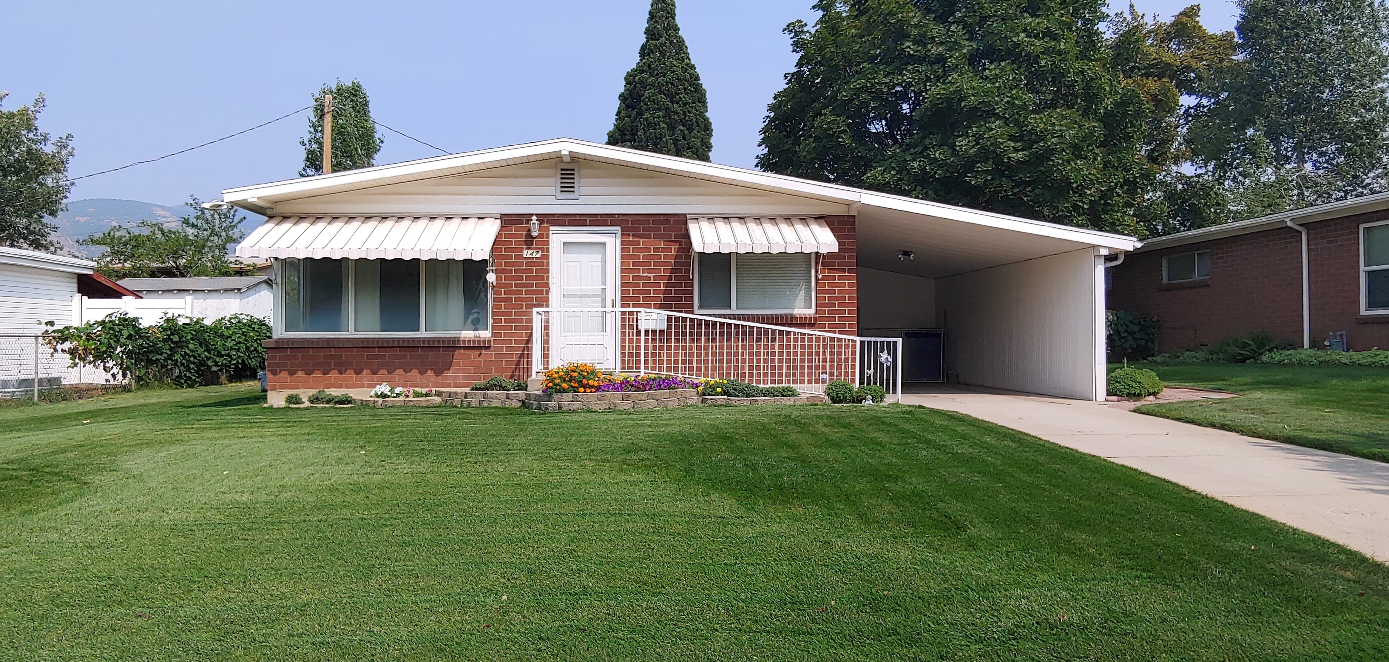 Bountiful House: 147 S 425 W