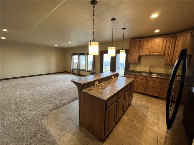 North Salt Lake House: 802 Parkway Dr