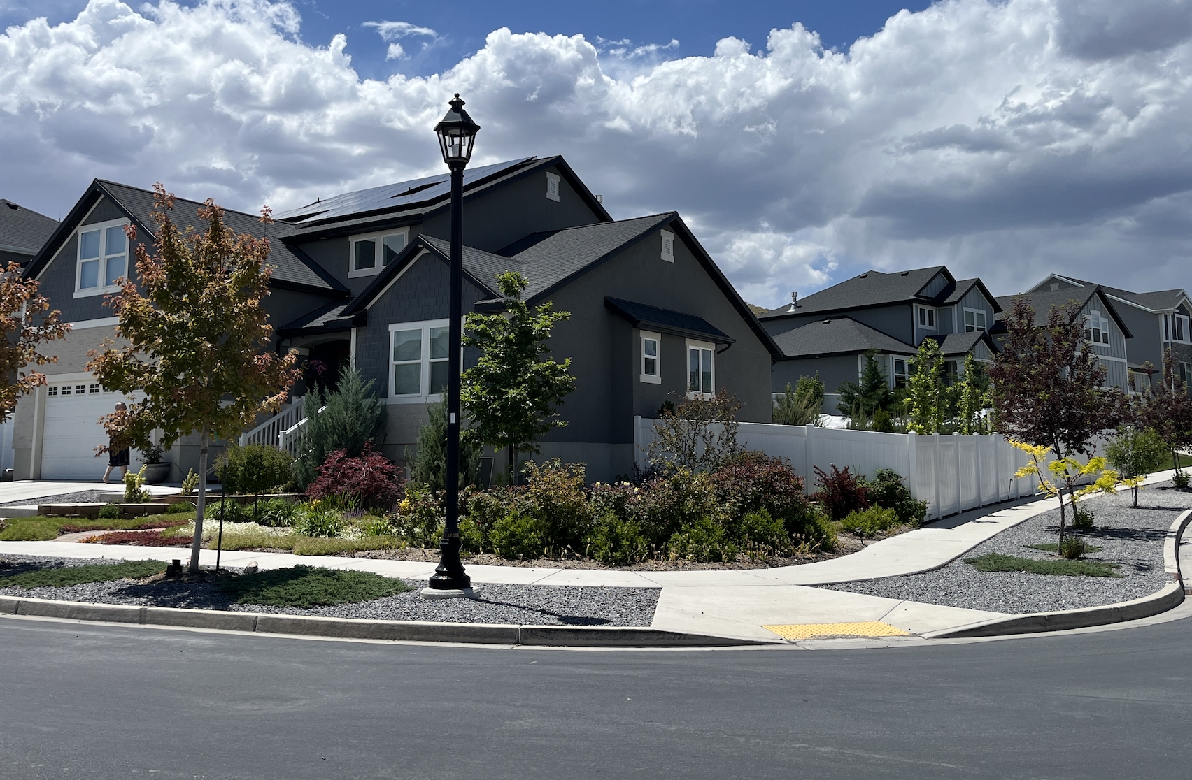 Saratoga Springs House: 653 N Wasatch Dr