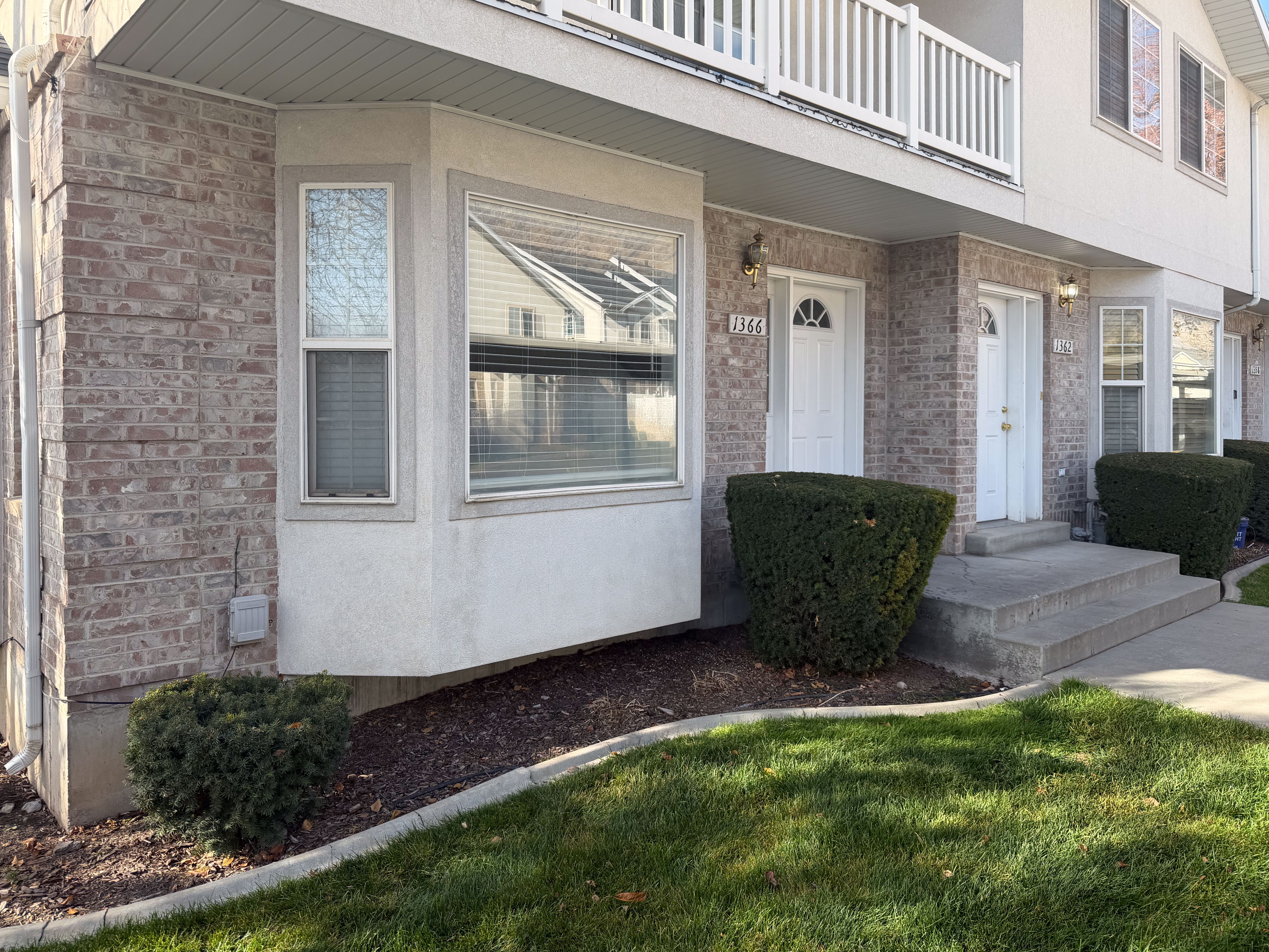 Provo Townhome: 1366 S 1370 E