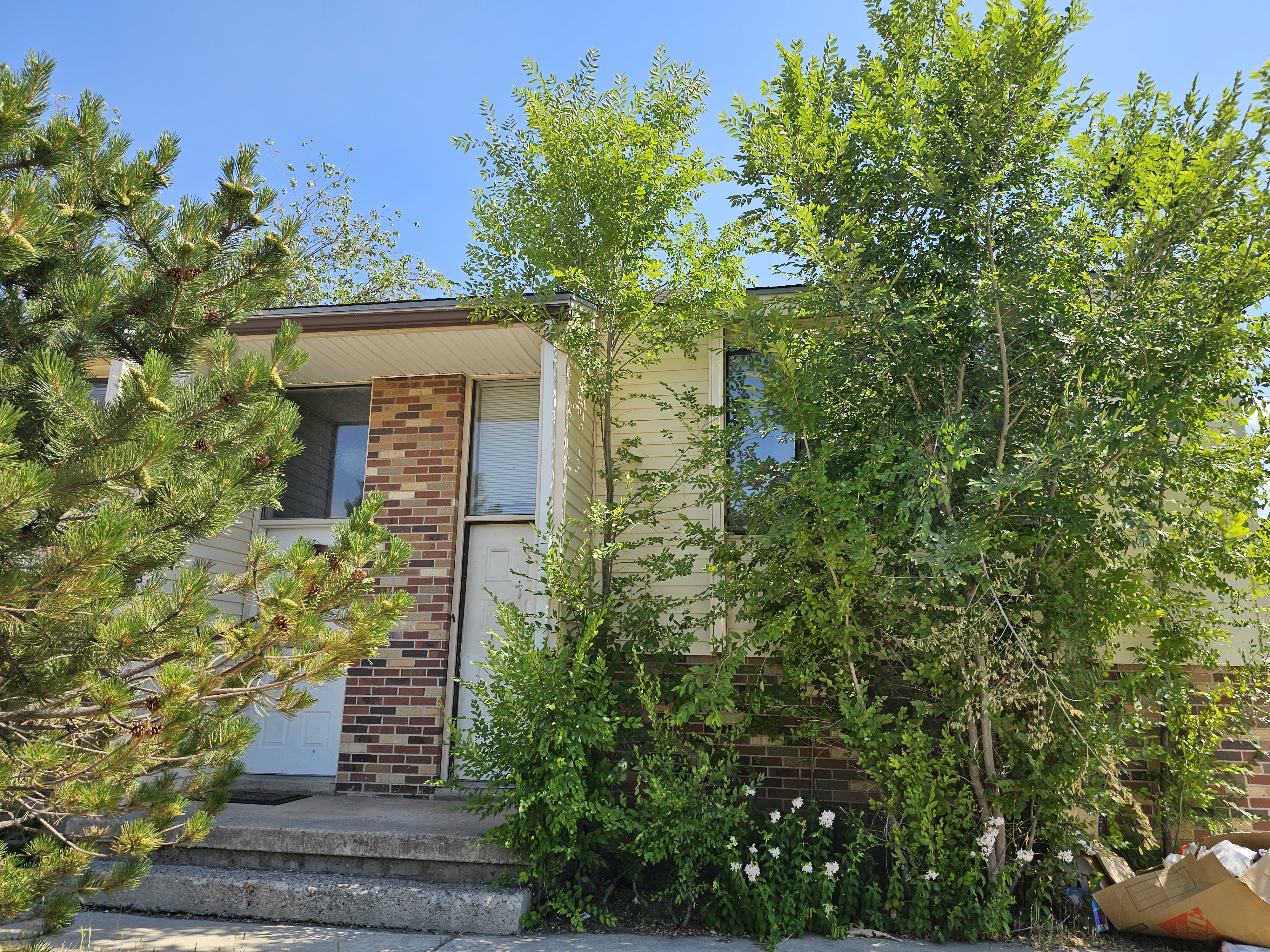 West Valley City House: 5665 W 3980 S