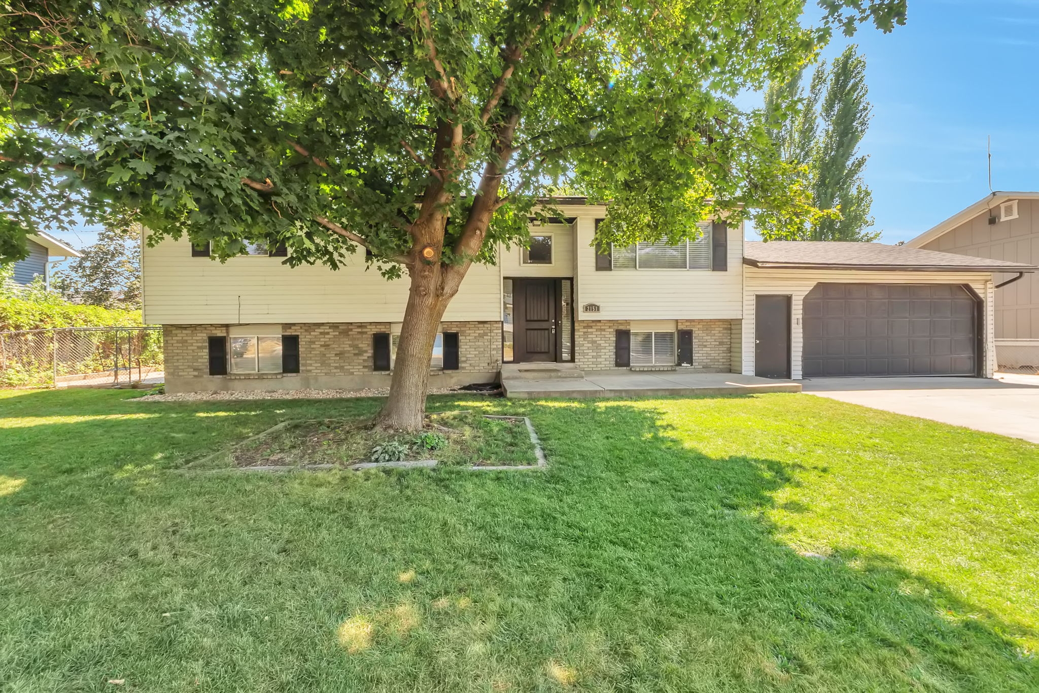 Provo House: 2151 W 300 N