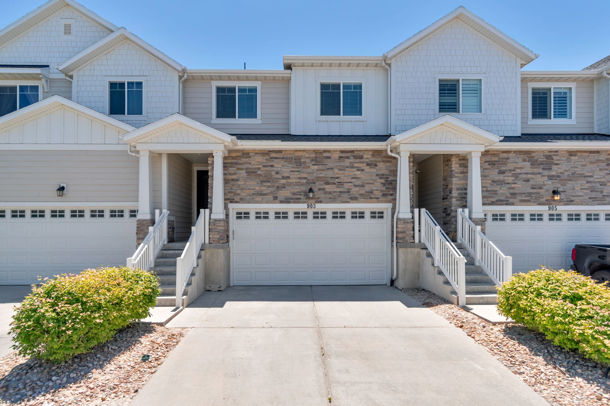 Bluffdale Townhome: 903 W Skyraider Ln