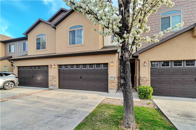 Orem Townhome: 1801 W 850 S