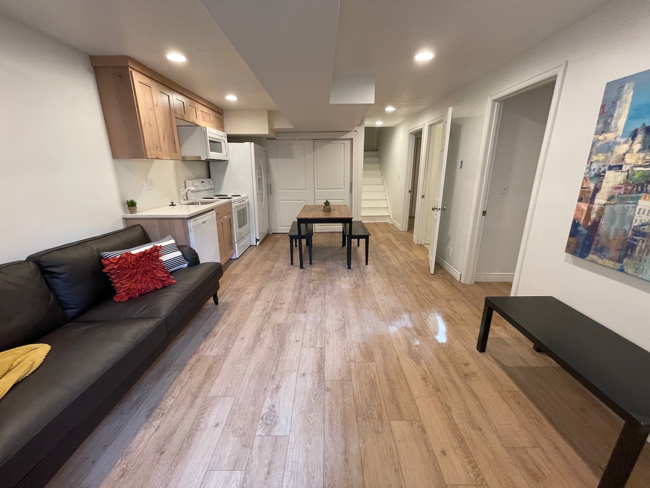 Sandy In-Law/Basement: 9839 S Kramer Dr