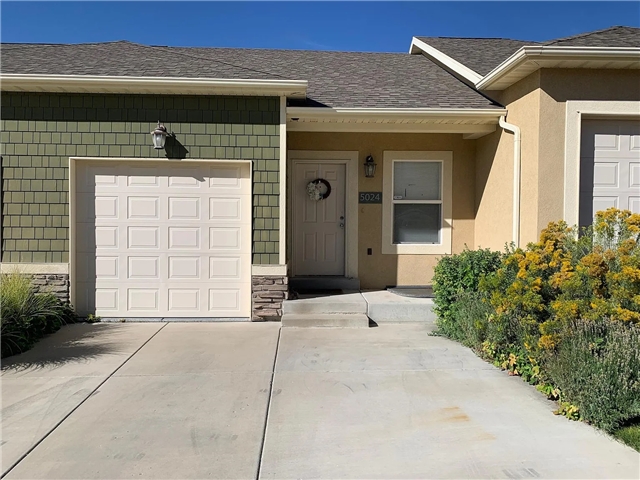 Herriman Townhome: 5024 W Slate St