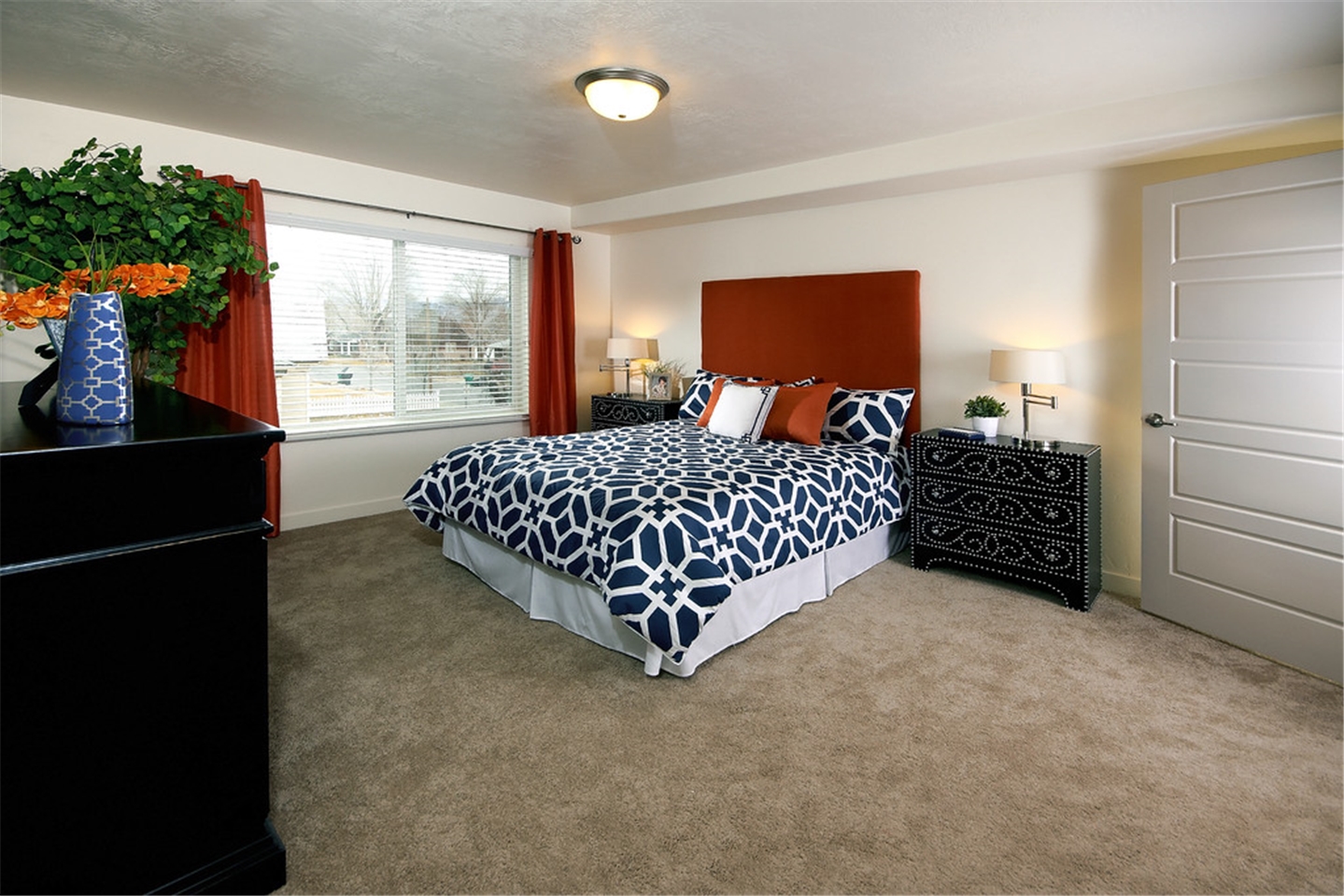 Center Court Apartment for rent at 4916 S Center St Center Court Apartment for rent at 4916 S Center St