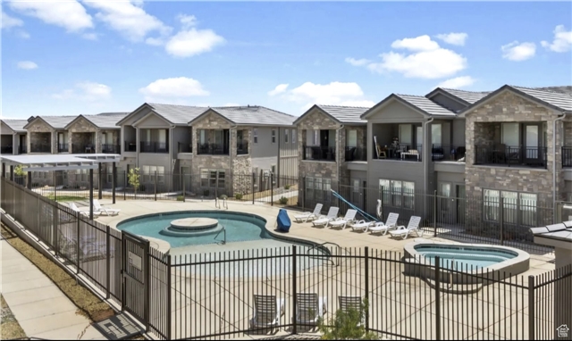 Ivins Townhome: 350 W Old Highway 91