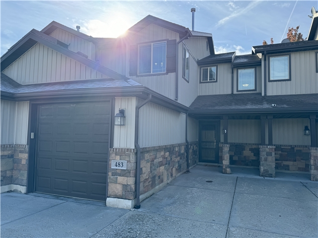 Ogden Townhome: 483 E 1525 N