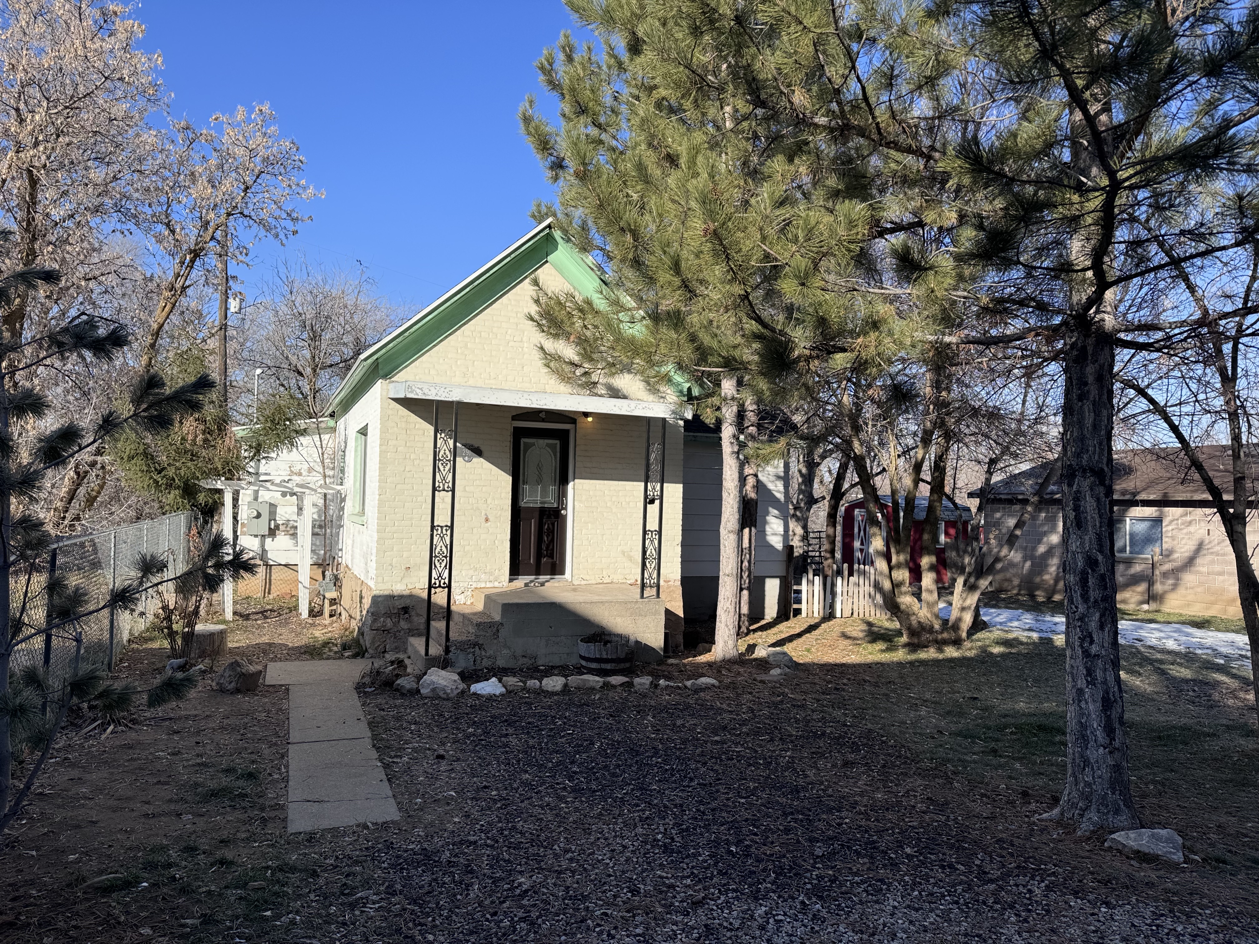 Ogden House: 291 N Washington Blvd