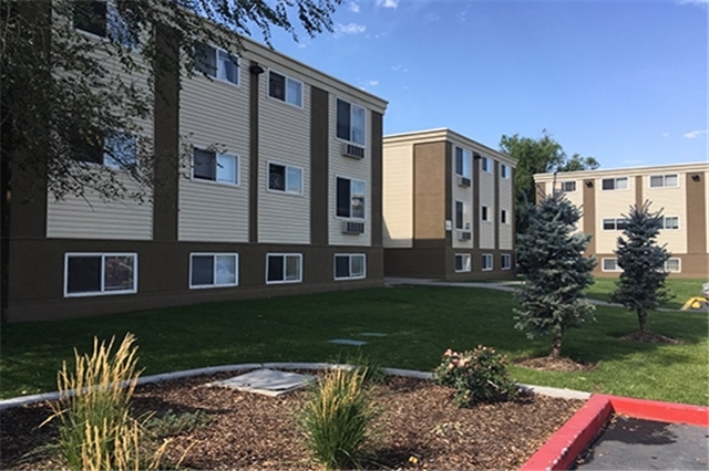 Midvale Apartment: 759 W Center St