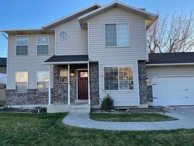 Orem House: 43 W 1530 S