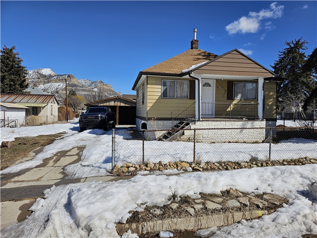 Helper House: 157 Roosevelt St