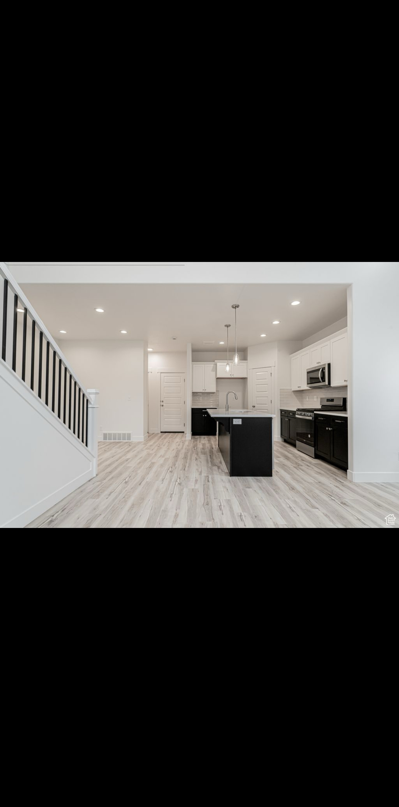 Lehi Townhome: 4002 W 1180 N