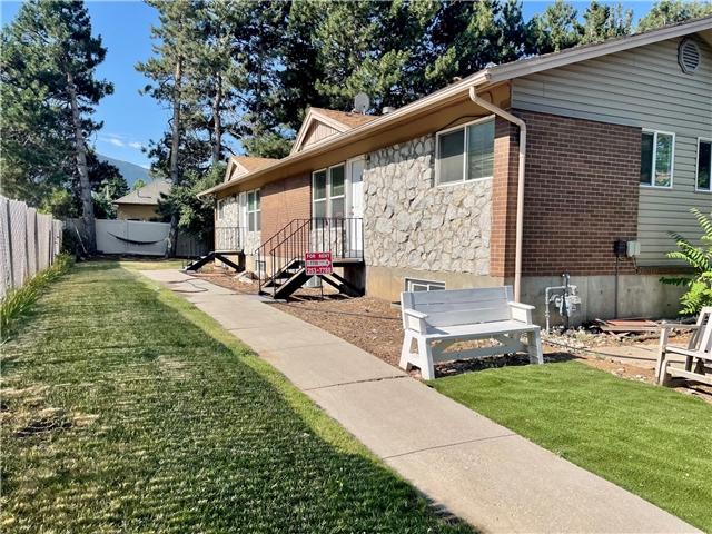 Sandy Apartment: 9501 S 3200 E