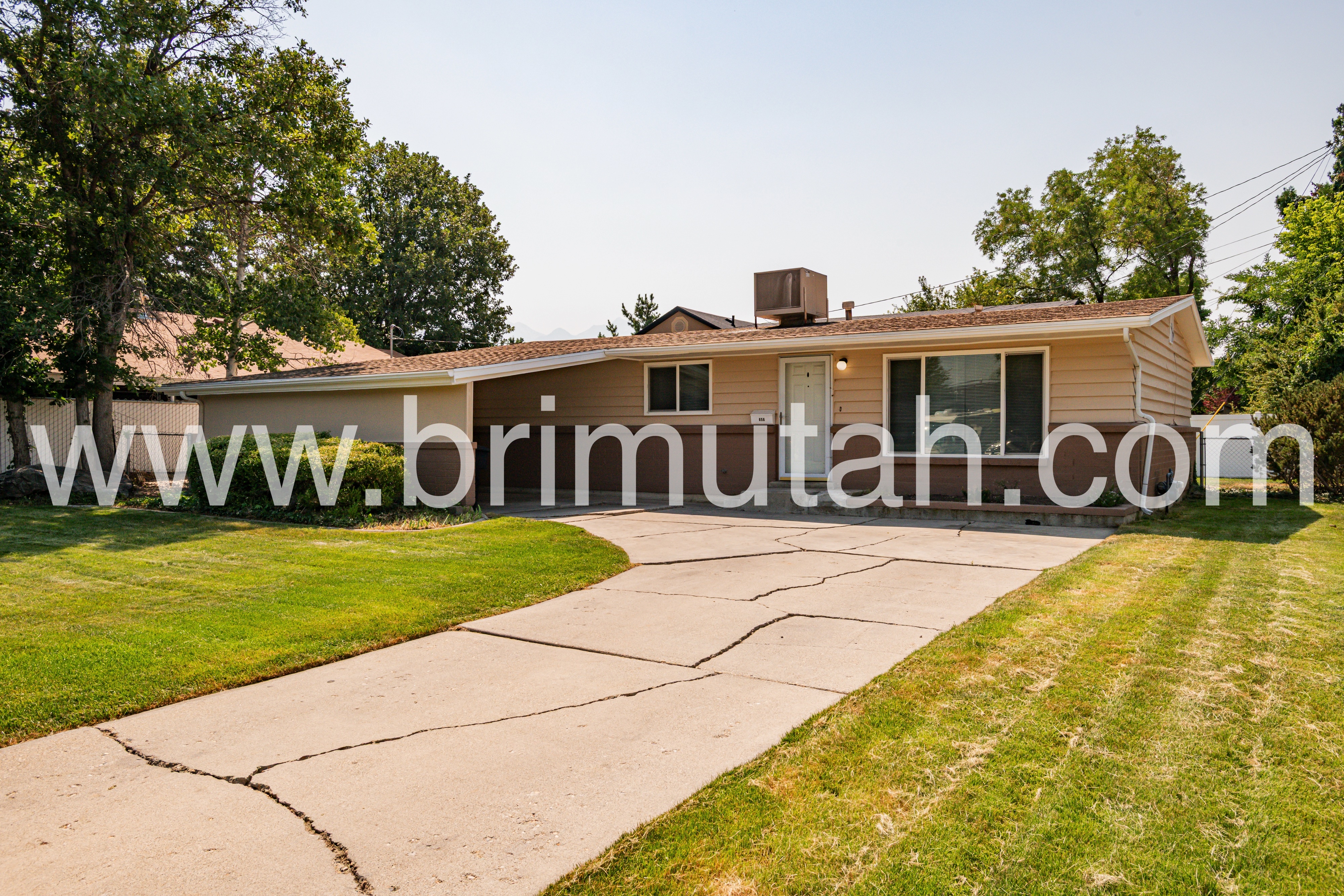 Salt Lake City House: 656 E 5640 S