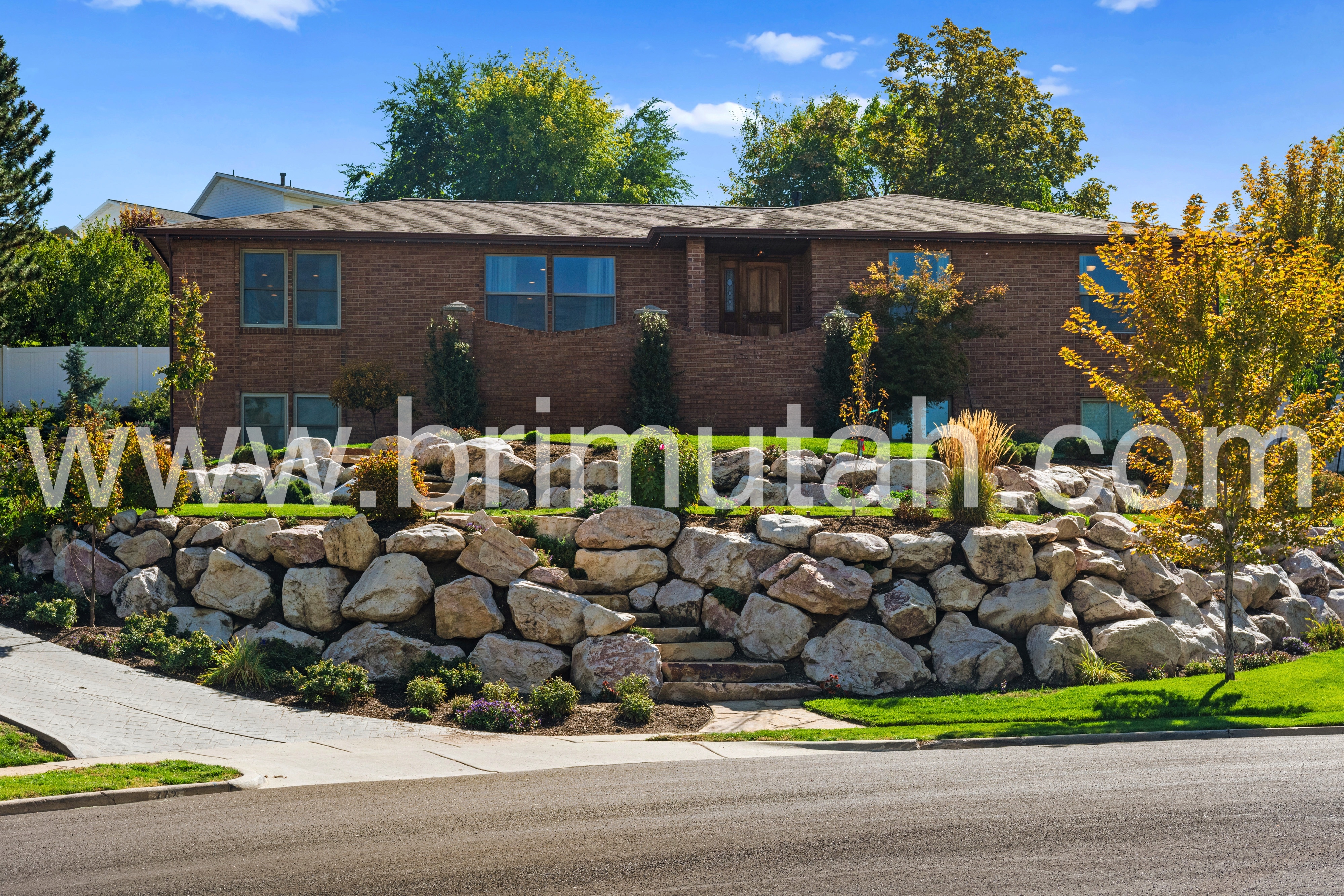 Bountiful House: 772 E 2075 S