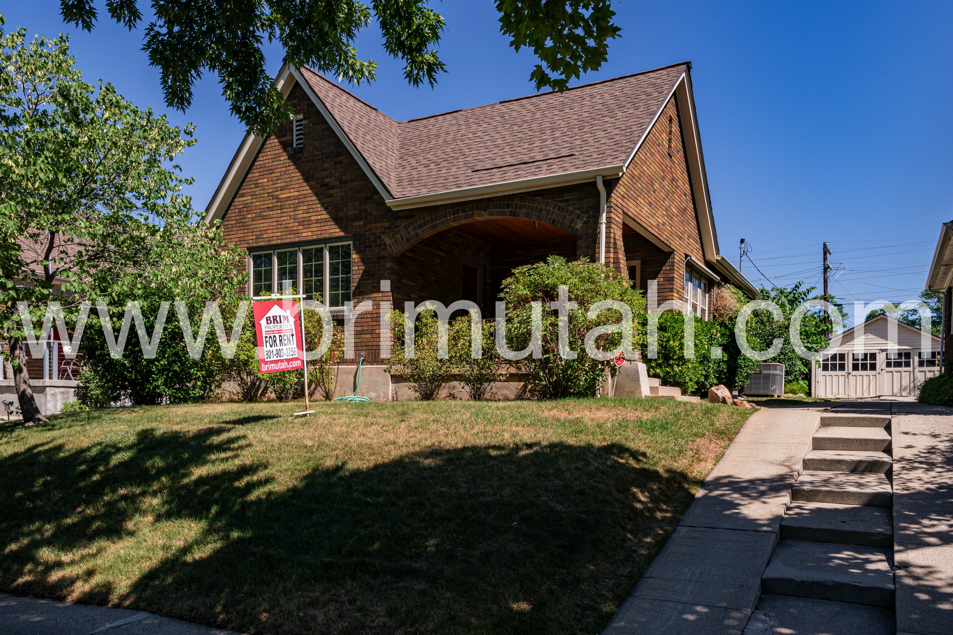 Salt Lake City House: 1655 E 900 S
