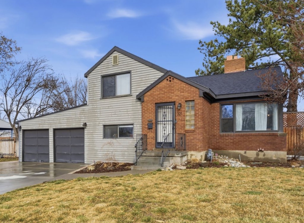 Salt Lake City House: 321 E 6240 S