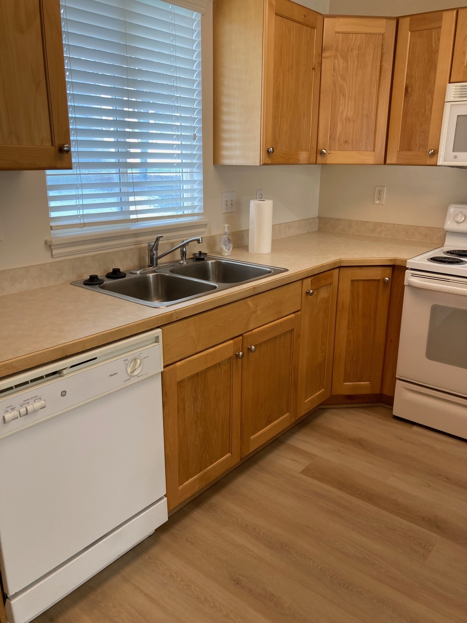 Ogden Townhome: 1440 Cobblestone Ln