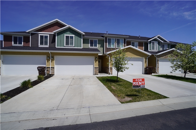 West Haven Townhome: 2090 Carson Ave