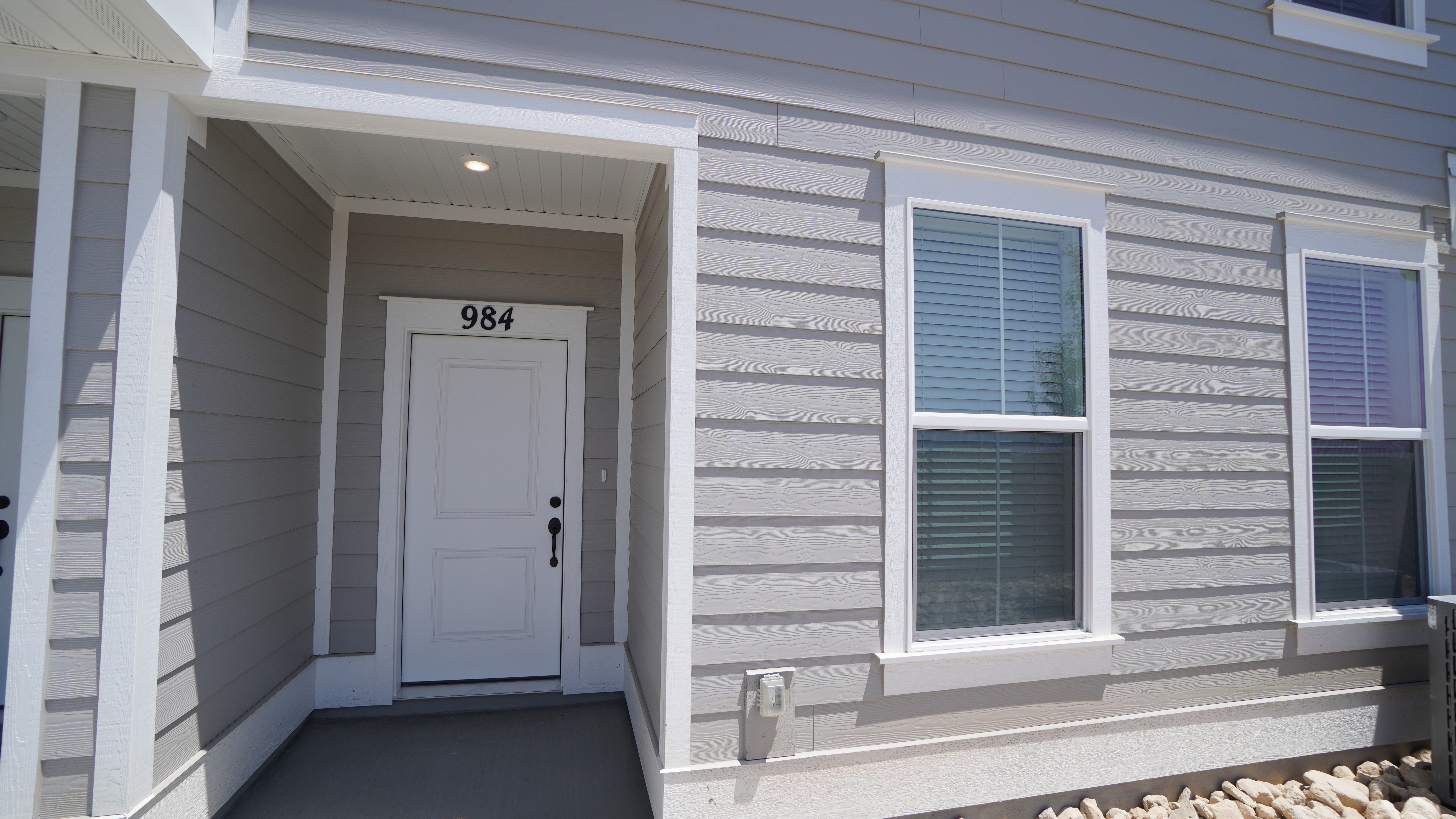 Clearfield Townhome: 984 S Swoop Dr