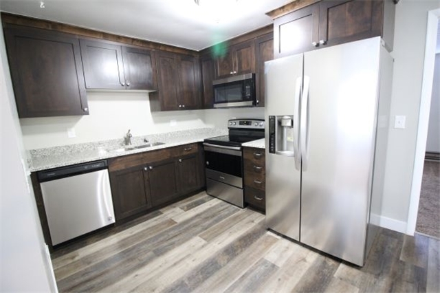Farmington Apartment: 175 S Main St