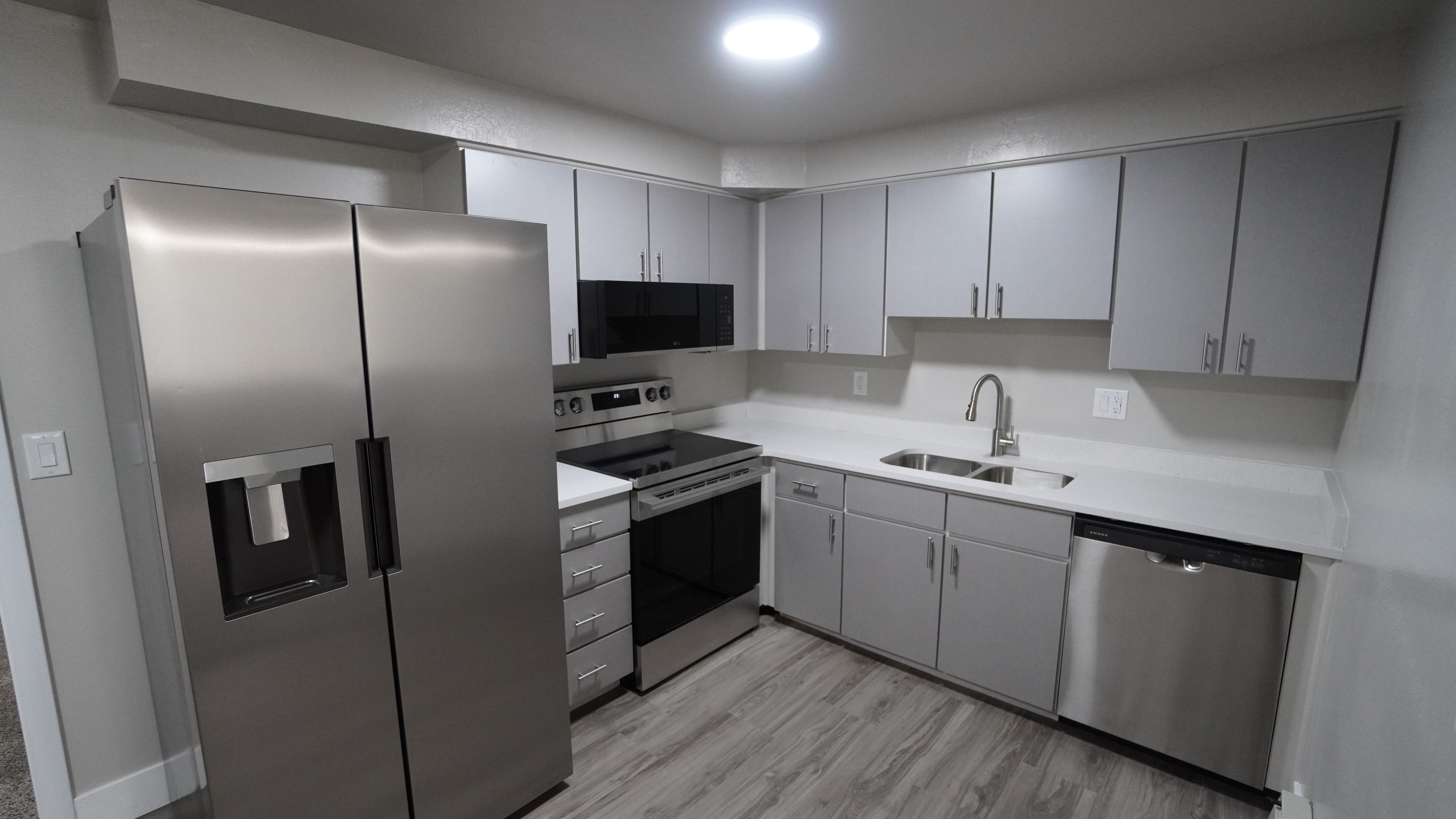 Farmington Apartment: 175 S Main St