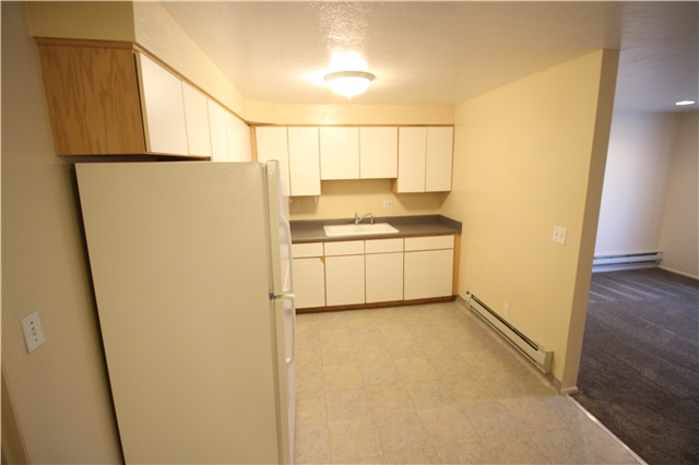 Farmington Apartment: 175 S Main St