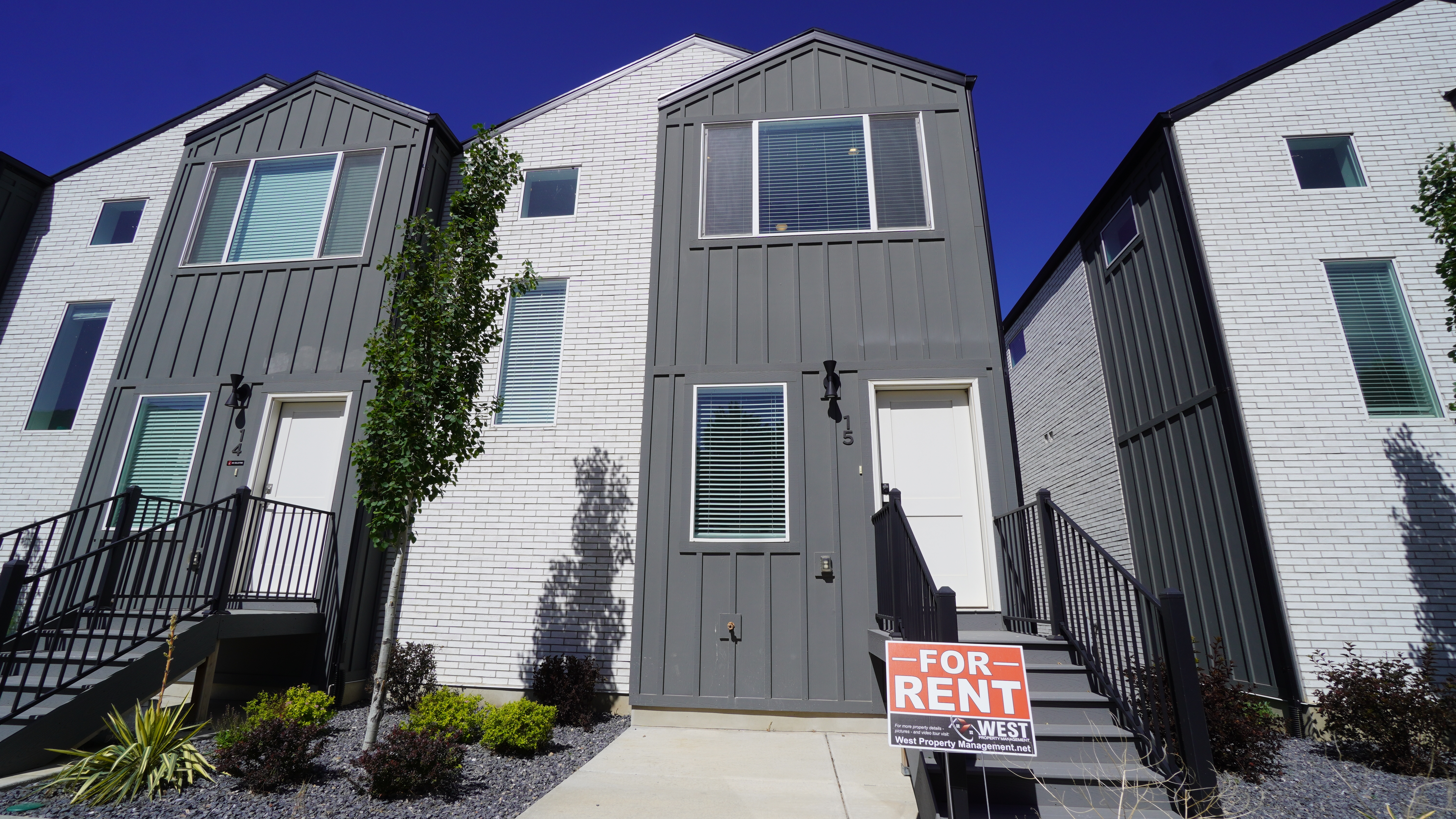 Perry Townhome: 2925 S Highway 89