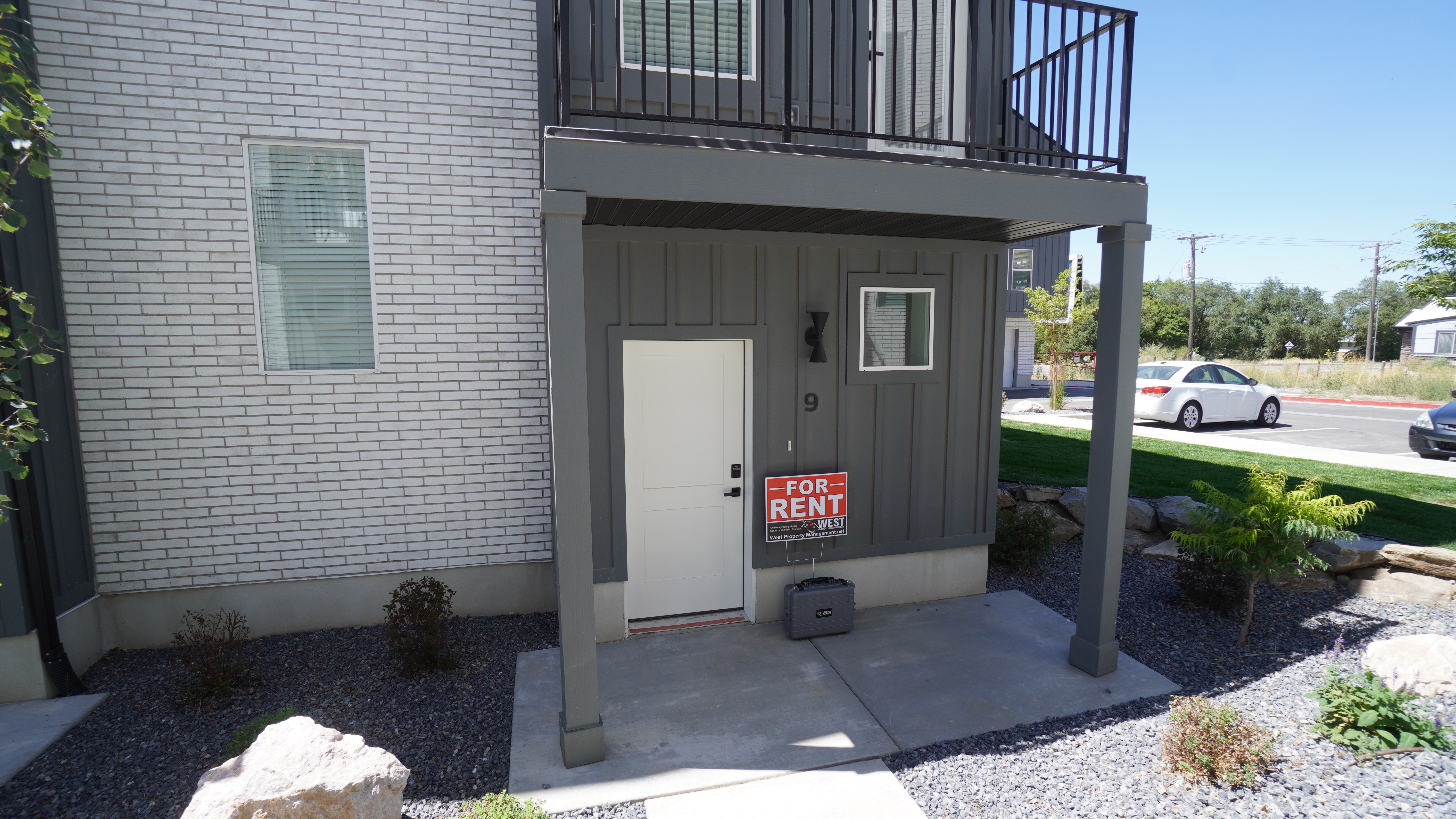 Perry Townhome: 2925 S Highway 89
