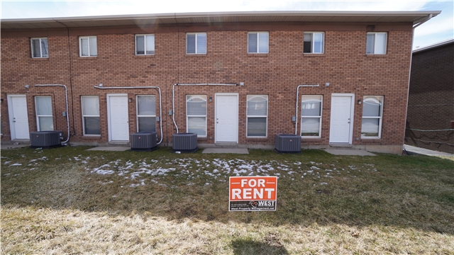 Layton Townhome: 1289 E Gordon Ave