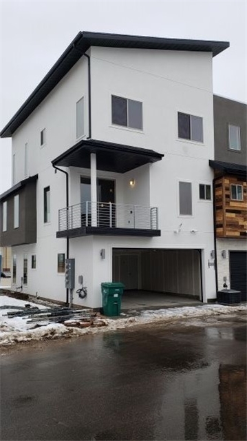 Layton Townhome: 463 W 2200 N