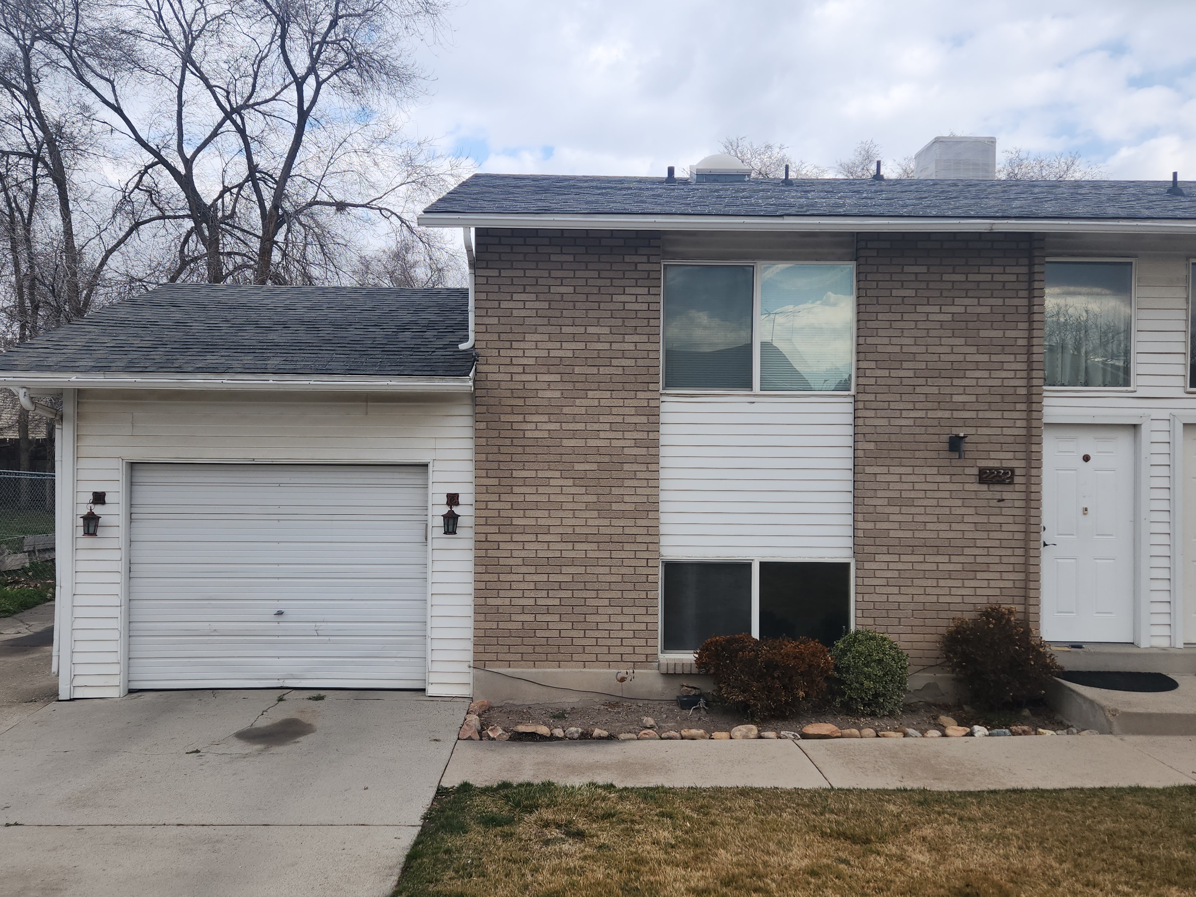 Salt Lake City Multiplex: 2232 W Bonniebrook Dr