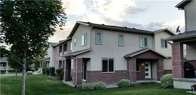 Cedar Hills Townhome: 9592 N Deerfield Ln