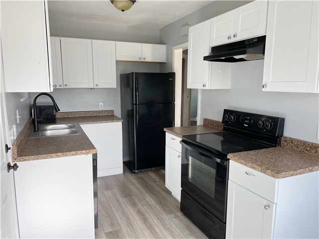 Layton Multiplex: 579 E Gentile St