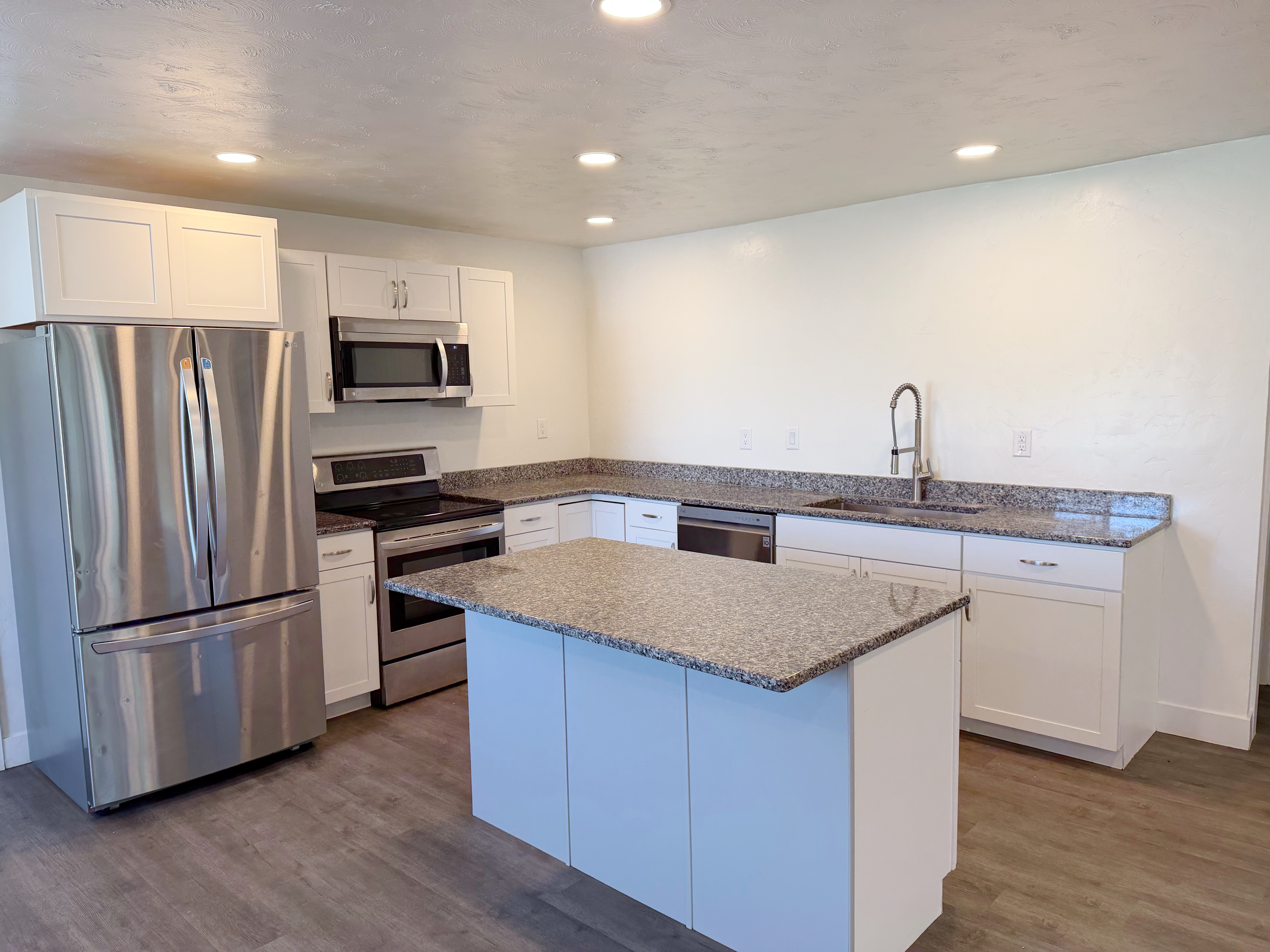 American Fork House: 406 E 500 S