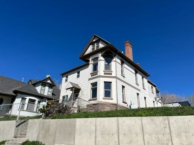 Salt Lake City Apartment: 626 N Center St