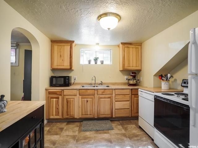 Bountiful Apartment: 170 W 100 S