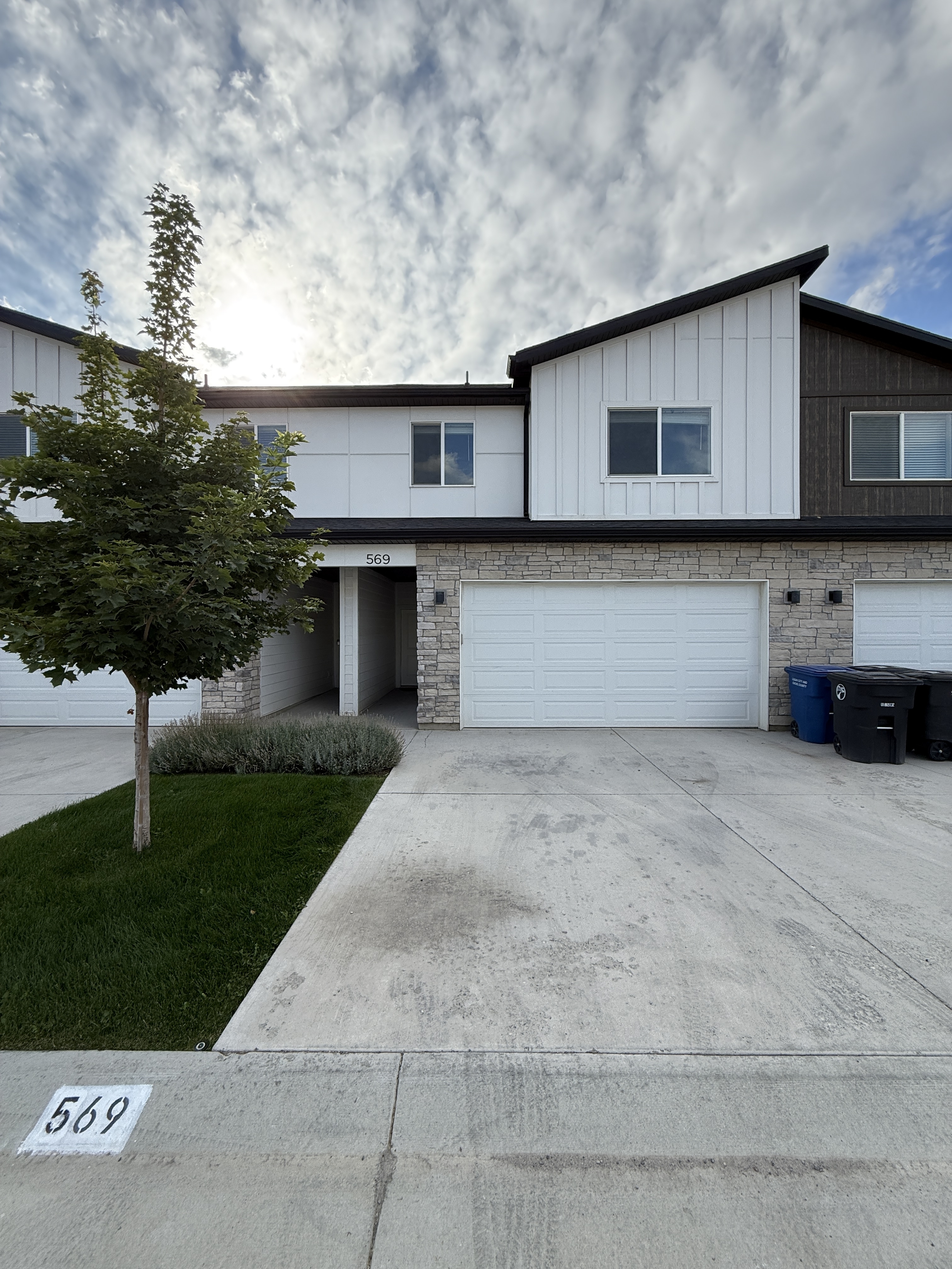 Providence Townhome: 569 N 245 E