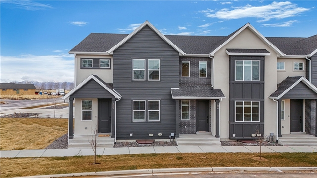 Mapleton Townhome: 88 S Starlight Ln