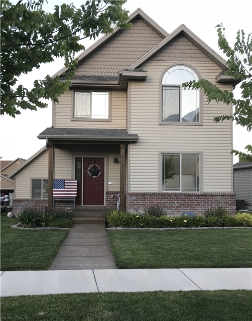 Eagle Mountain House: 7102 N Mohican Dr
