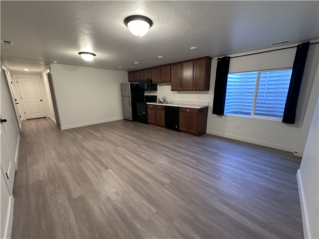 Eagle Mountain In-Law/Basement: 933 E Blackfeet Dr