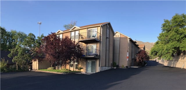 Ogden Apartment: 4564 Harrison Blvd