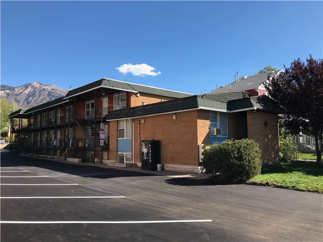 Ogden Apartment: 2360 Jefferson Ave