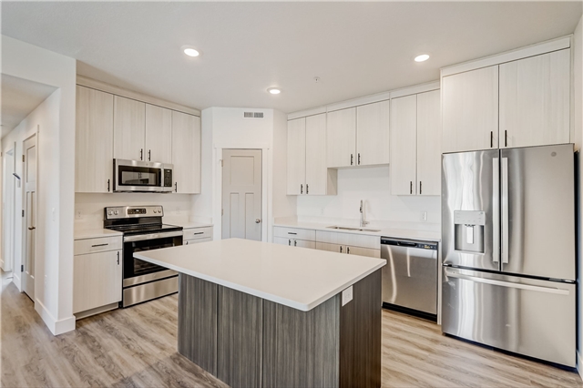 South Jordan Apartment: 10656 Windsor Ridge Way